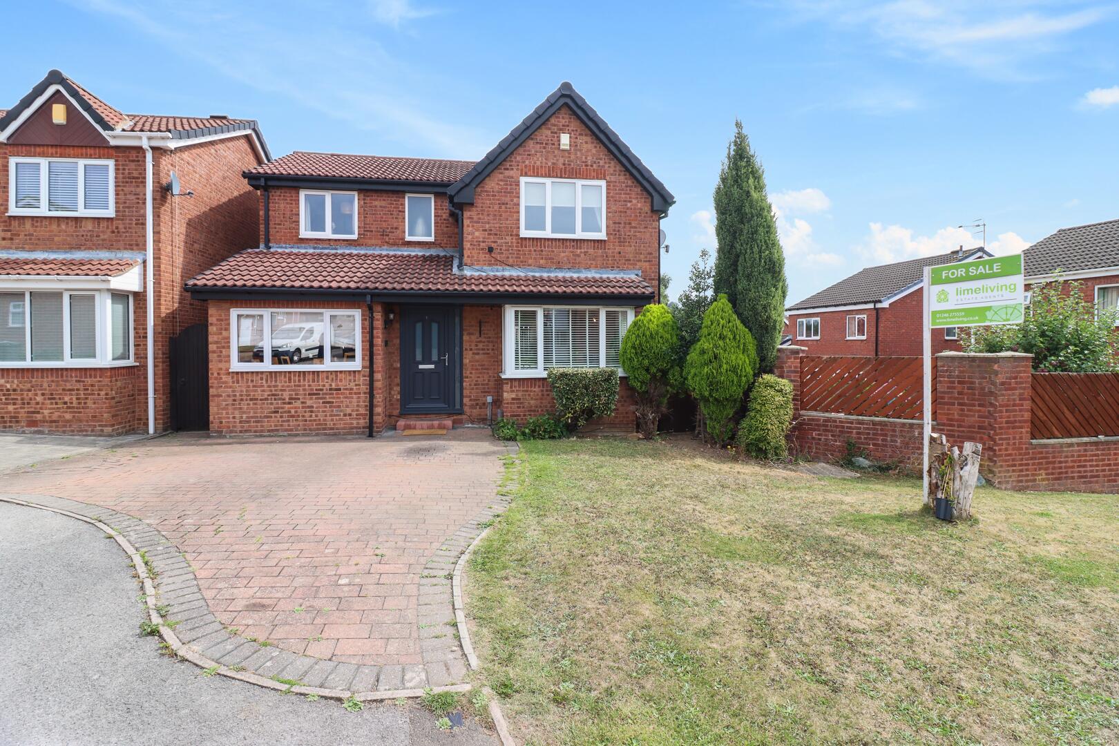 4 bed property in Rother Croft, Chesterfield
